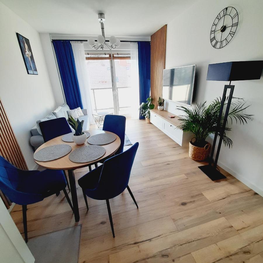 Lux Apartment Parking Gratis Złotów Exteriör bild